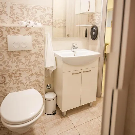 Bliss With Free Parking