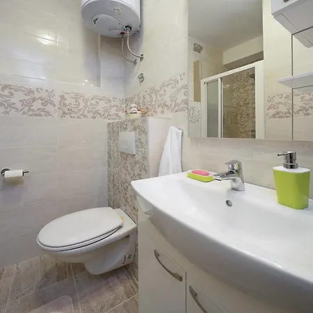 Bliss With Free Parking * Split